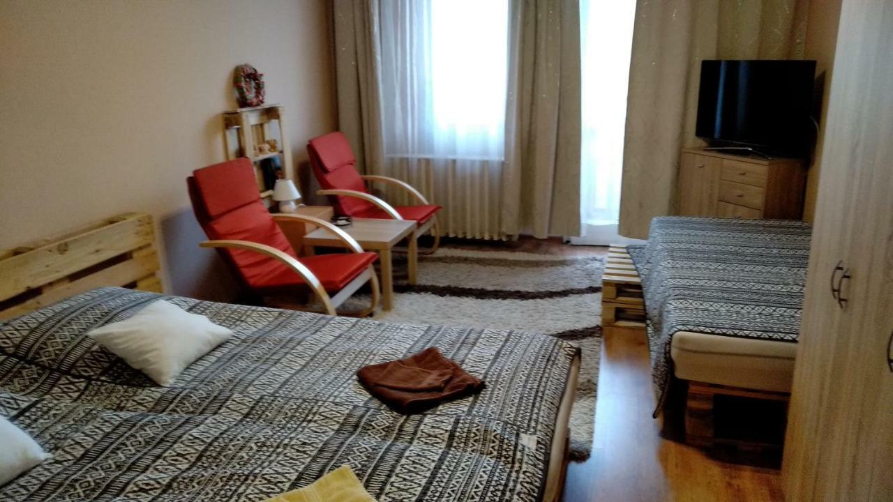 Gesztenyes Apartman ميسكولك المظهر الخارجي الصورة